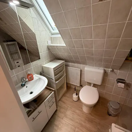 Wattengrund Apartman *